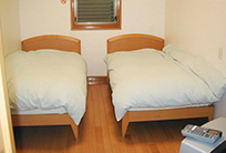 相部屋室内例