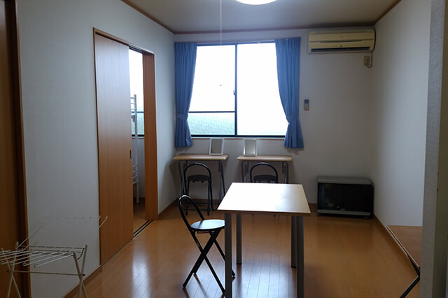 宿泊施設