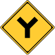 Y形道路交差点あり