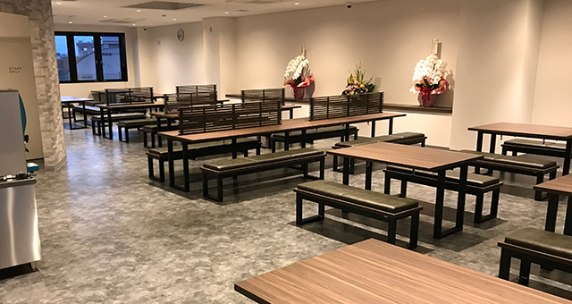 専用食堂は新築リニューアル♪